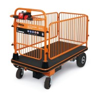 BETA C48M elektromos platós kézikocsi – 400 kg teherbírás, 24V motor BETA C48M elektromos platós kézikocsi – 400 kg teherbírás, 24V motor