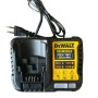 DEWALT DCB1104-QW XR gyorstöltő 12–18V és FLEXVOLT akkumulátorokhoz