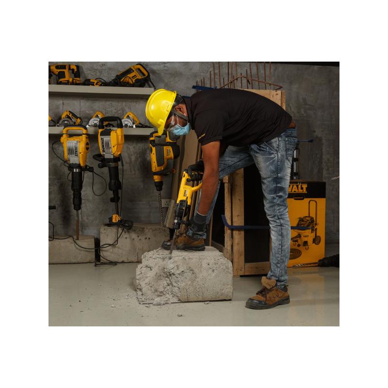 DEWALT Akkus fúrókalapács 18 V szénkefe nélküli 2,6 J (akku + töltő nélkül, TSTAK) DCH133NT