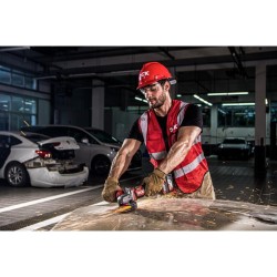 DCK Akkus sarokcsiszoló 125 mm szénkefe nélküli 20 V (2 x 5,0 Ah akku + töltő)