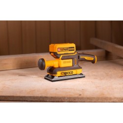 INGCO Akkus rezgőcsiszoló szénkefe nélküli 20 V (akku és töltő nélkül)