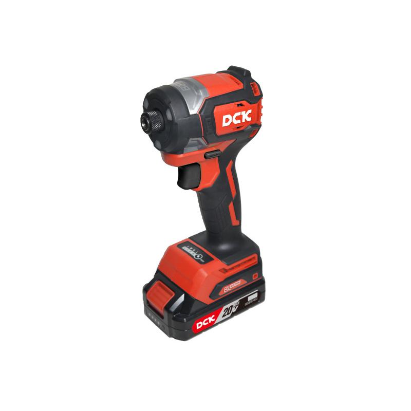 DCK Akkus ütvecsavarozó 1/4'' 208 Nm szénkefe nélküli 20 V (1 x 4,0 Ah akku + töltő)