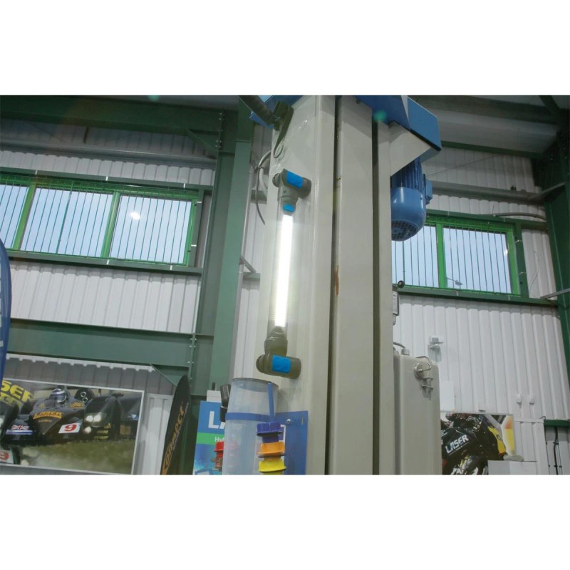 Szerelőlámpa MOTORHÁZTETŐRE 1000 lm - akkus, mágneses, kampós 10W COB Szerelőlámpa MOTORHÁZTETŐRE 1000 lm - akkus, mágneses, kampós 10W COB