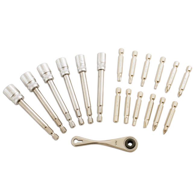 Motorkerékpár szerelő 19 db-os klt.1/4'-os rozsdamentes kis racsnival (LAS-5068) Motorkerékpár szerelő 19 db-os klt.1/4'-os rozsdamentes kis racsnival (LAS-5068)