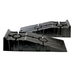 Laser Tools LAS-7297 műanyag autó rámpa pár – 2,5 t, 170 mm emelési magasság Laser Tools LAS-7297 műanyag autó rámpa pár – 2,5 t, 170 mm emelési magasság