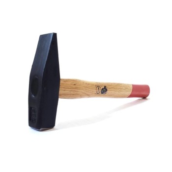 Kalapács, lakatos - fa nyéllel 0,5 kg ( H0105 I ) Kalapács, lakatos - fa nyéllel 0,5 kg ( H0105 I )