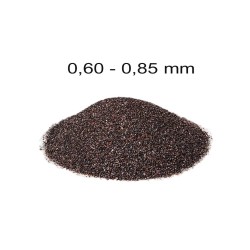 Szóróanyag normálkorund barna NK24 = 0,60 - 0,85 mm -25 kg ( NKF-24 ) Szóróanyag normálkorund barna NK24 = 0,60 - 0,85 mm -25 kg ( NKF-24 )