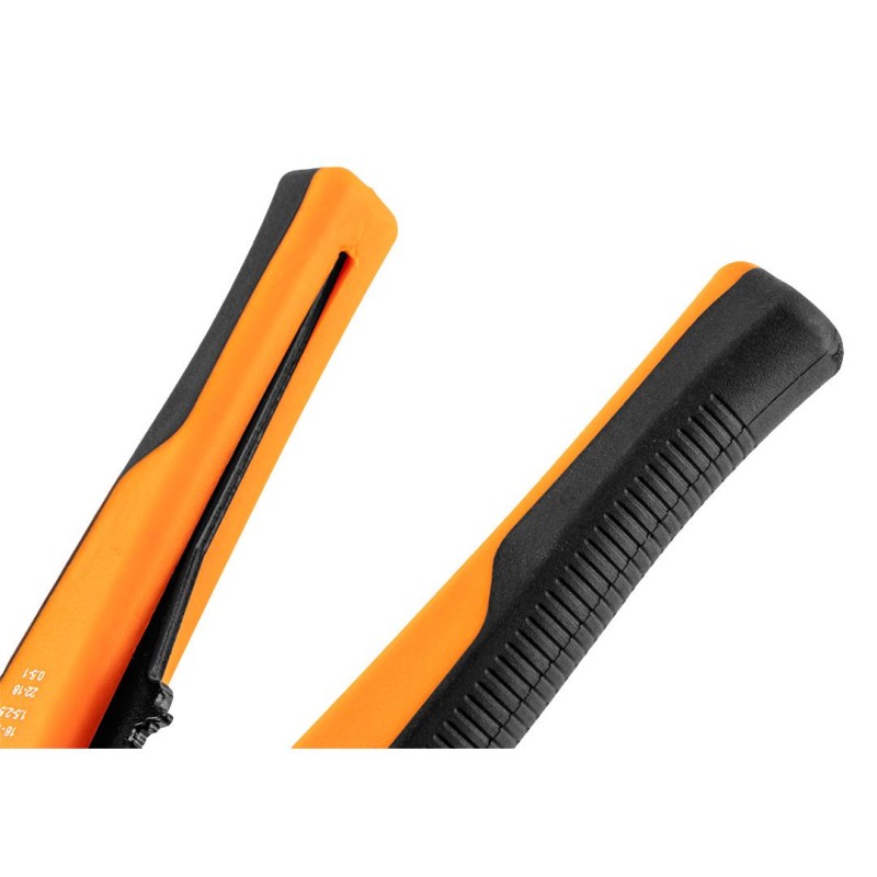 Kábelcsupaszító fogó, automata 200mm + csatlakozók 230db (01-542) Kábelcsupaszító fogó, automata 200mm + csatlakozók 230db (01-542)