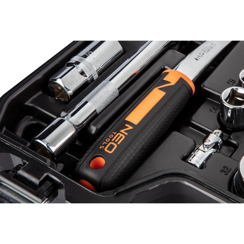 Dugókulcskészlet + szerszámkészlet 1/2'', 1/4'', 82db, ECO (10-058) Dugókulcskészlet + szerszámkészlet 1/2'', 1/4'', 82db, ECO (10-058)