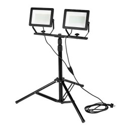 Reflektor, állványos 230V/2X100W, 17000lum, SMD led, max.1.8m (99-096) Reflektor, állványos 230V/2X100W, 17000lum, SMD led, max.1.8m (99-096)