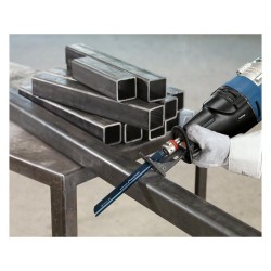 BOSCH Szablyafűrészlap fémre S 1130 CF 225mm / 8+10 TPI bimetál (5 db/cs) (2608657528) BOSCH Szablyafűrészlap fémre S 1130 CF 225mm / 8+10 TPI bimetál (5 db/cs) (2608657528)