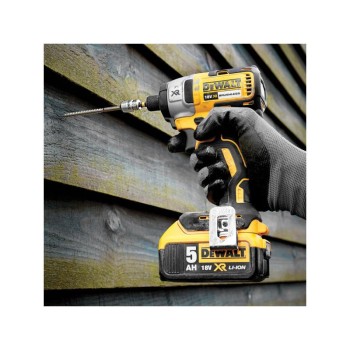 DEWALT Akkus ütvecsavarozó 18 V szénkefe nélküli (2 x 5 Ah + töltő) DCF887P2 (DCF887P2-QW)