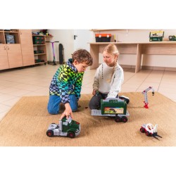 BOSCH Játék Kamion szerszámokkal akkus csavarozóval (KB-8640)