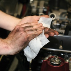 Kéztisztító kendő - víz nélküli citromolajos nedves kendő- 1 db Kéztisztító kendő - víz nélküli citromolajos nedves kendő- 1 db