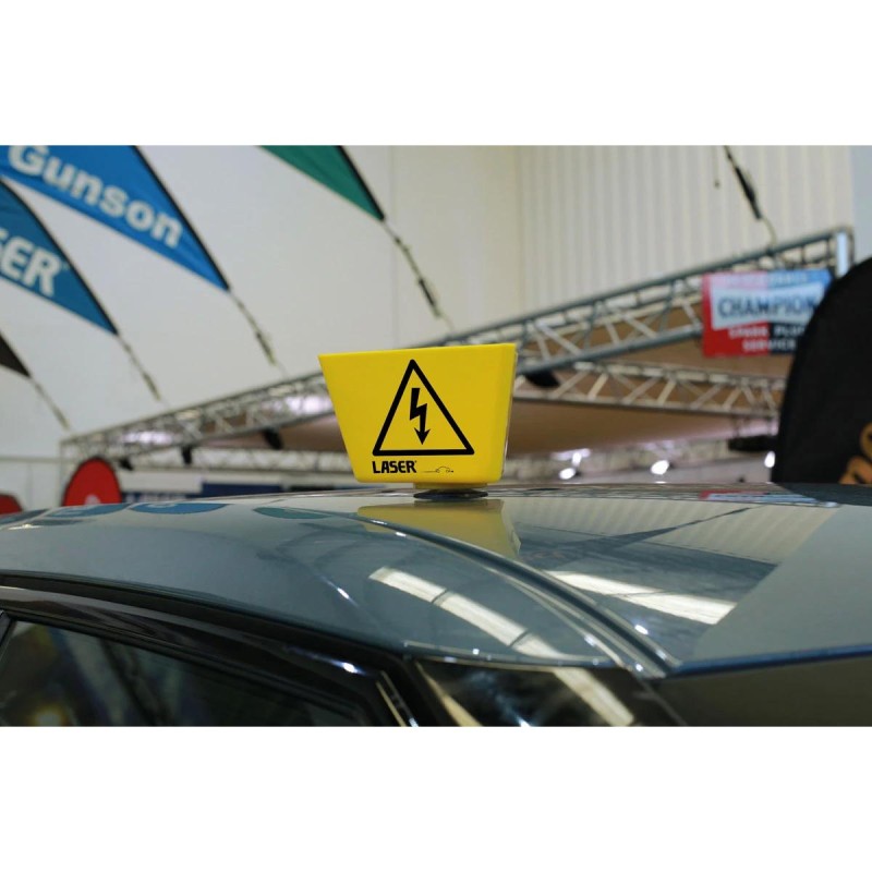 Tábla Figyelmeztető -Hybrid/Elektomos- 1 db Mágneses + 1 db Tapadós Tábla Figyelmeztető -Hybrid/Elektomos- 1 db Mágneses + 1 db Tapadós