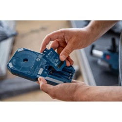 BOSCH Keresőműszer GMS 120-27 védőtáskában IP54 BOSCH Keresőműszer GMS 120-27 védőtáskában IP54