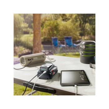 BOSCH Akkumulátor adapter powerbank funkcióval UniUSB 18V-15 BOSCH Akkumulátor adapter powerbank funkcióval UniUSB 18V-15