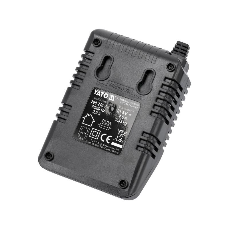 YATO Inteligens akkumulátor töltő gépekhez 2,0 A 18 V