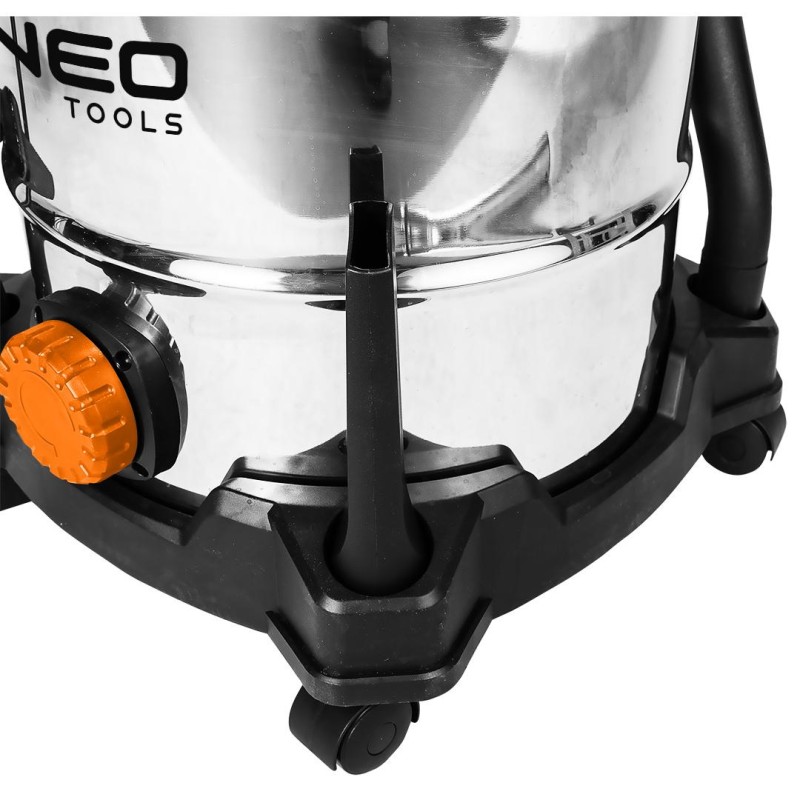 NEO TOOLS 04-738 Ipari száraz-nedves porszívó, 1400W, 30L inox tartállyal, gépcsatlakozó aljzat, komplett tartozék szett NEO TOOLS 04-738 Ipari száraz-nedves porszívó, 1400W, 30L inox tartállyal, gépcsatlakozó aljzat, komplett tartozék szett