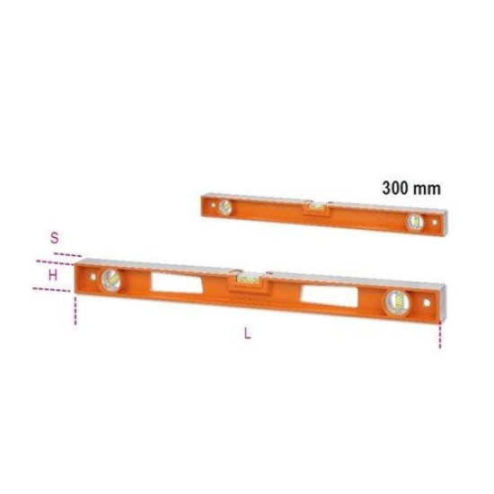 1696D 300 Vízmérték présöntött alumíniumból fogantyúval 4 finoman megmunkált mérőfelület és 3 törésbiztos libella Pontosság: 1 mm/m 1696D 300 Vízmérték présöntött alumíniumból fogantyúval 4 finoman megmunkált mérőfelület és 3 törésbiztos libella Pontosság: 1 mm/m