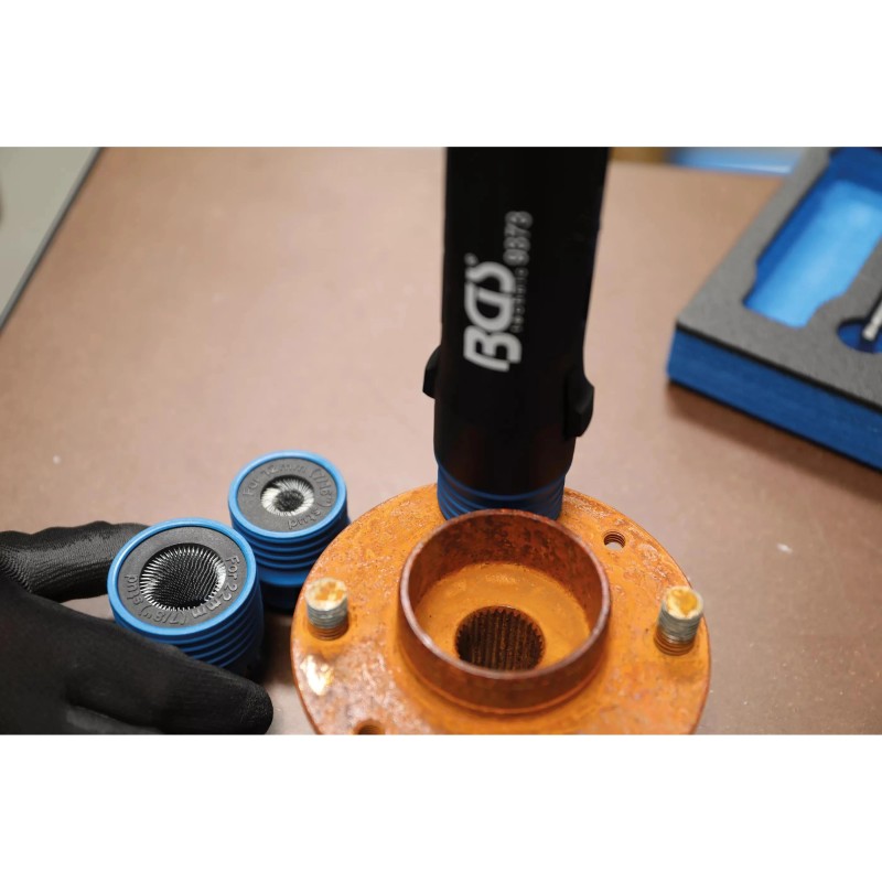 7 részes tőcsavar tisztító kefe készlet, 12 - 22 mm (BGS-9373)